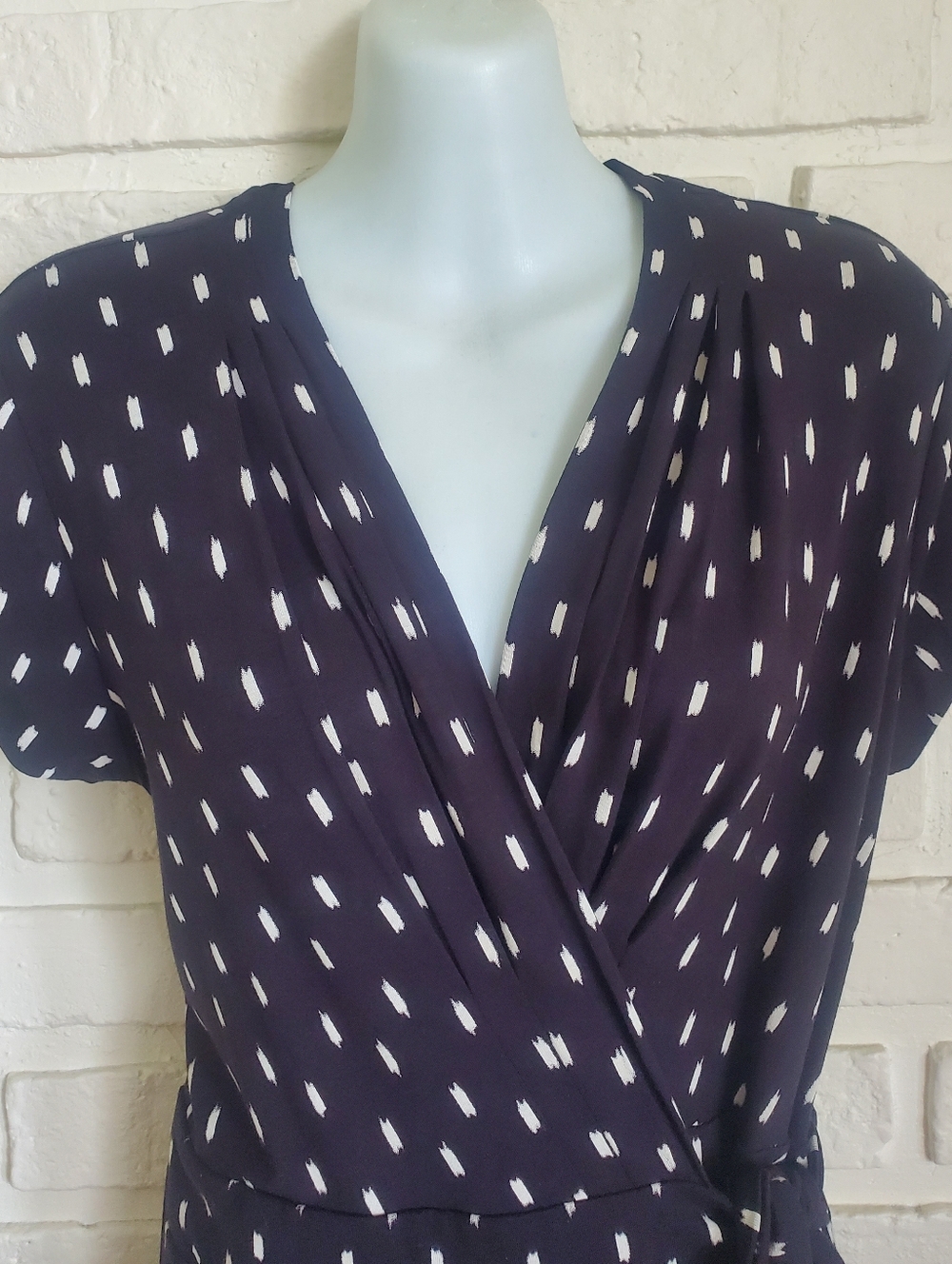 Ann Taylor Midi Wrap Dress Black And White Print Short Sleeves Size 8 - Picture 3 of 15